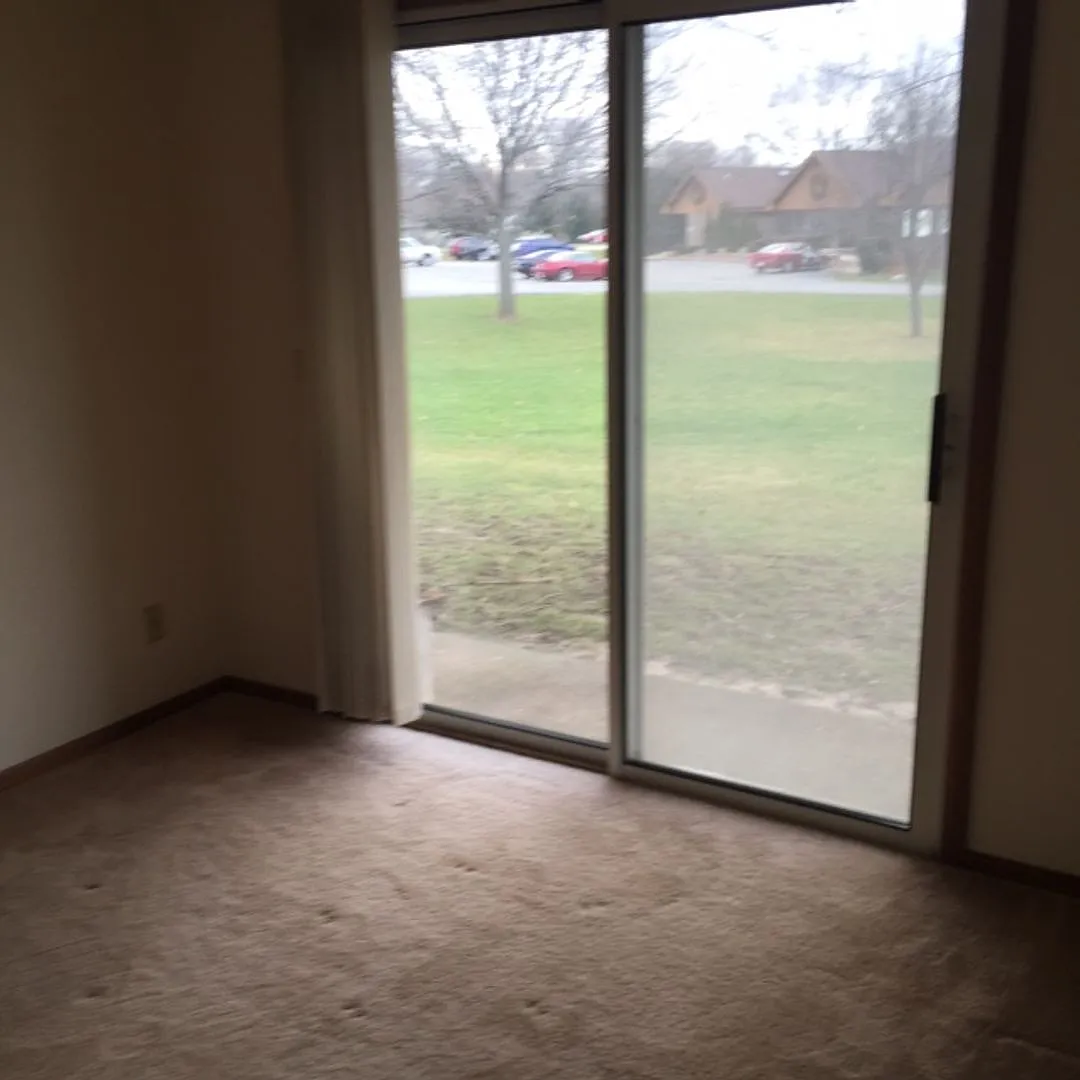 1919 Tamarack — Photo 1