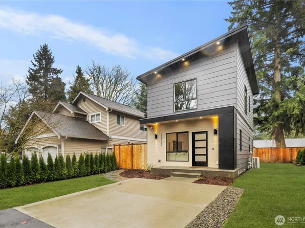 13009 NE 104th Place, Kirkland, WA 98033