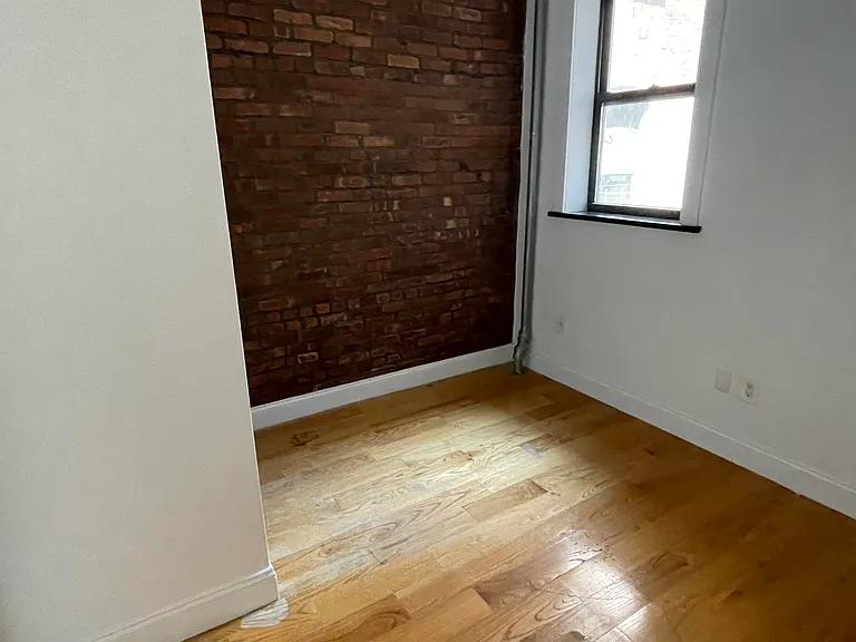 541 W 144th St #5 — Photo 9