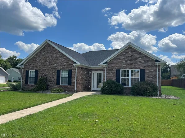 9 Blackwater Ln, Davisville, WV 26142