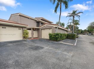 1709 Saint Andrews Rd, Hollywood, FL 33021