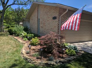 1474 Pine Valley Blvd, Ann Arbor, MI