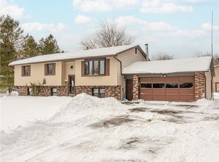 5749 Eddy Ridge Rd, Williamson, NY 14589