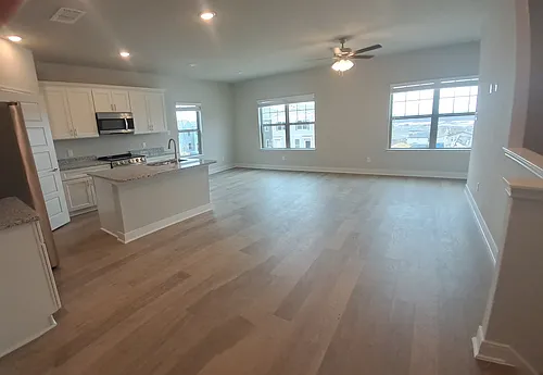 7134 Magnolia Crk #101 Photo 1