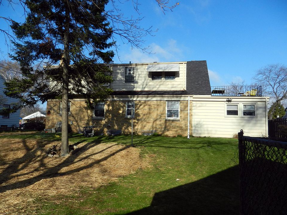 2nd image of 4722 N 73rd St