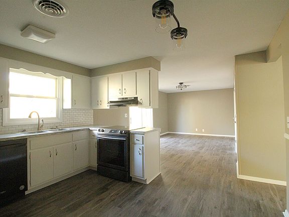 5th image of 2024 Coronet Dr