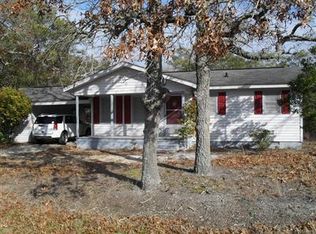 124 NE Middleton Ave, Oak Island, NC 28465