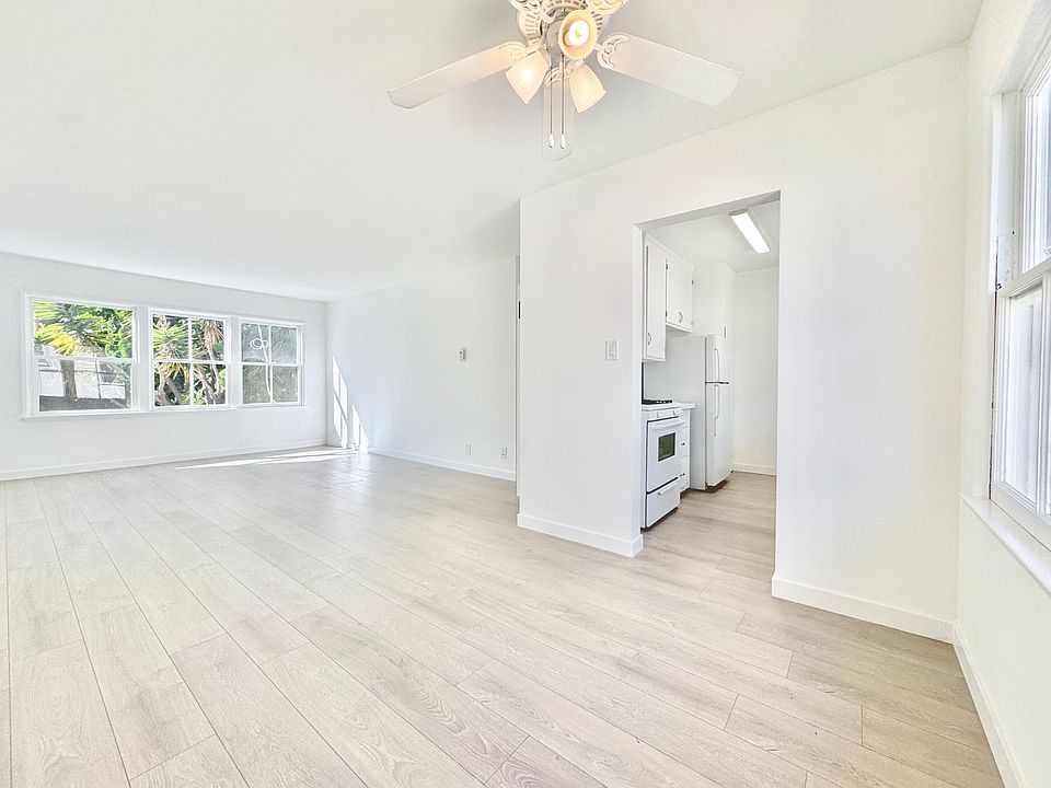 1st image of 435 San Vicente Blvd Unit H