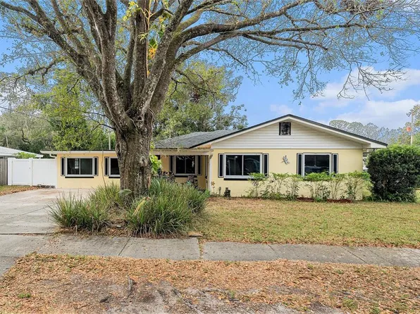 10708 Edgewater Ln, Tampa, FL 33612