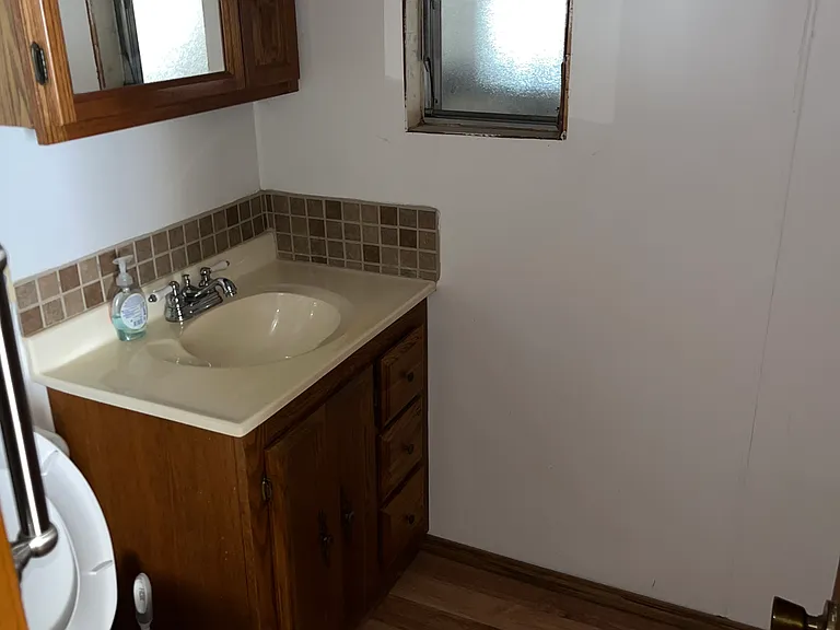 14610 Oak St — Photo 17