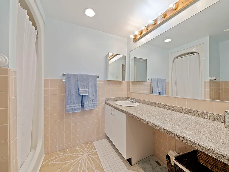 155 George Washington Blvd #306 — Photo 15
