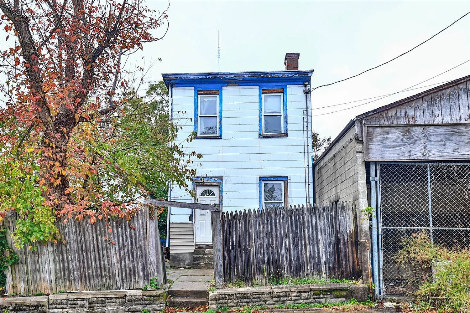 2407 Concord St photo 1