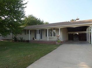 1313 12th Ave, Holdrege, NE 68949