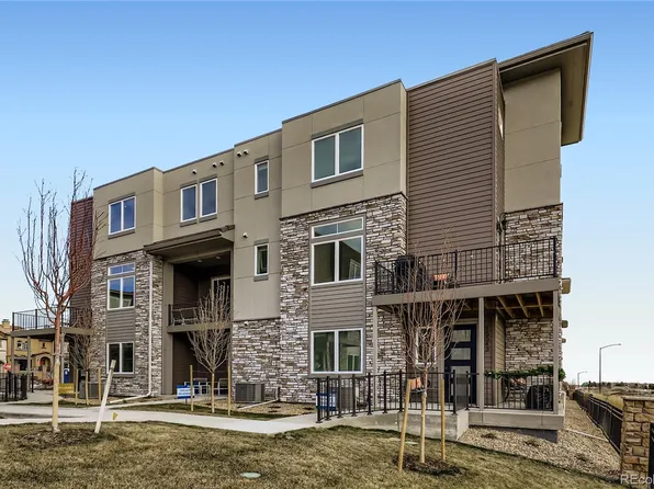 15553 W Washburn Drive, Lakewood, CO 80228