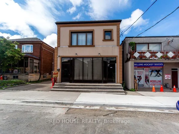658 Vaughan Rd, Toronto, ON M6E 2Y5
