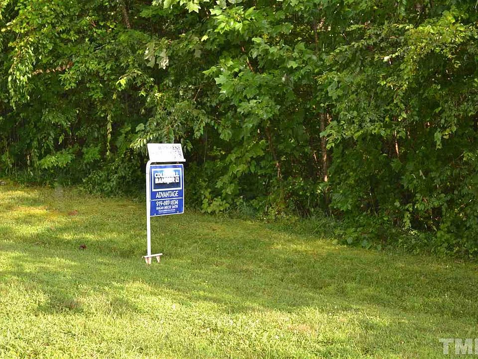 2nd image of 21 Thorncrest Dr