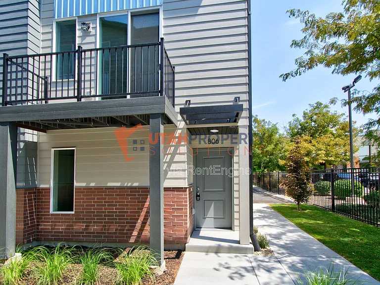 1146 S Redwood Rd #H806 — Photo 4