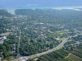 96 Wiltshire St, Southampton, NY 11968