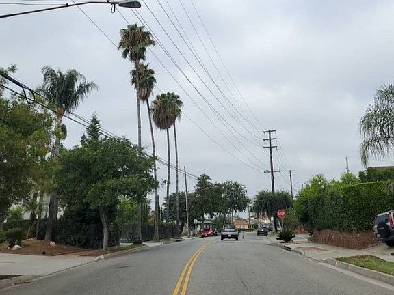 5th image of 700 Katherine Dr