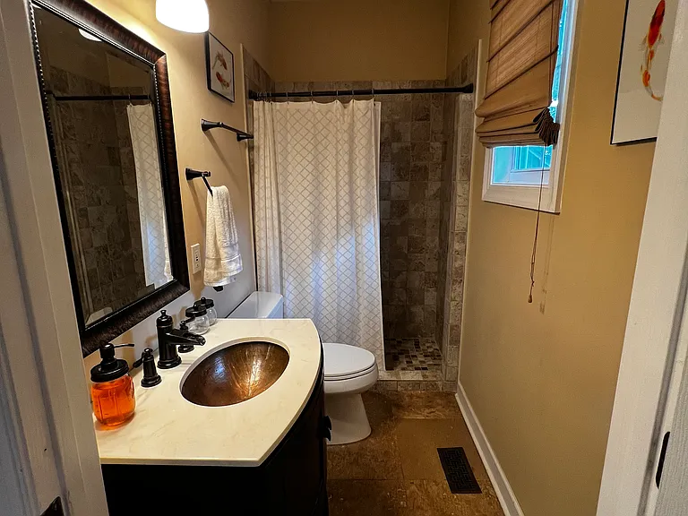 241 Cherokee Rd — Photo 9