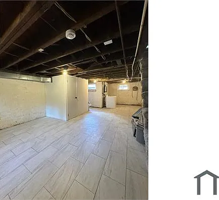 2211 N Pulaski St — Photo 10