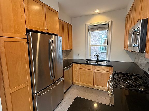 3rd image of 244 E 86th St APT 53
