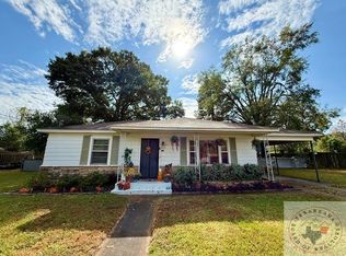 3117 Meadows Dr, Texarkana, TX 75501