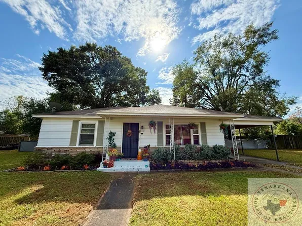3117 Meadows Dr, Texarkana, TX 75501