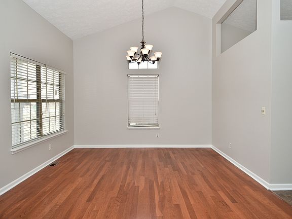 4th image of 10776 Pimlico Cir