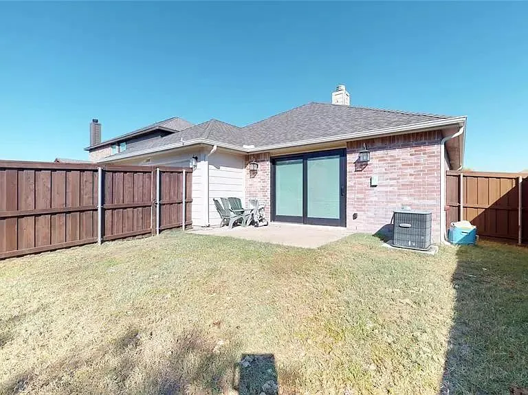 1308 Red River Ln — Photo 16