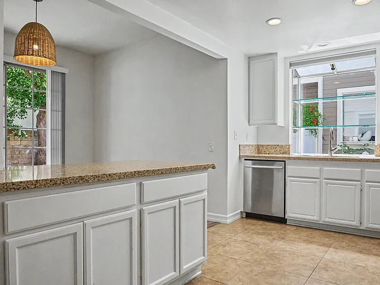 4258 Flintlock Ln — Photo 17