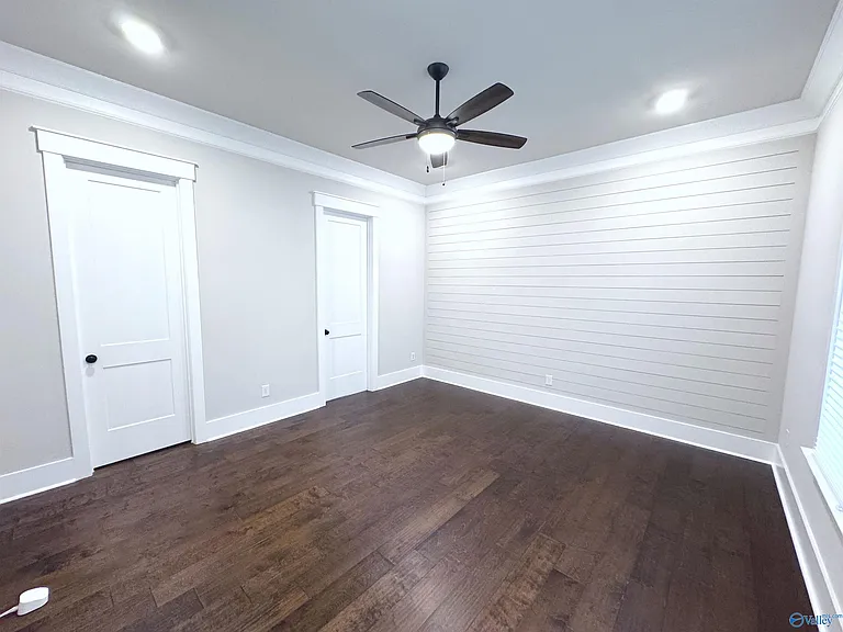 215 Saint Louis St — Photo 15