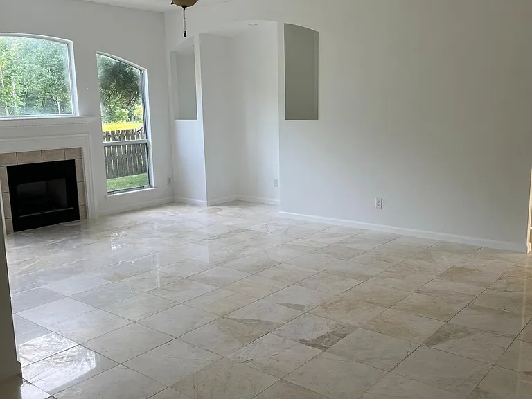 12122 Cedar Trace Dr S — Photo 3