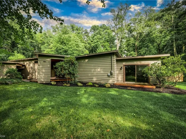 953 Meloy Rd, Kent, OH 44240