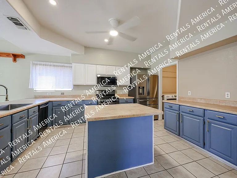 11403 W Crimson Ln — Photo 11