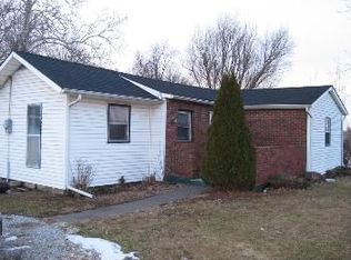 612 Locust St, Mahomet, IL 61853