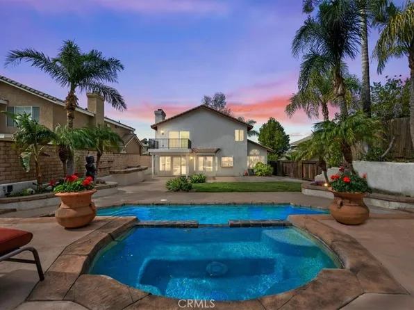 1221 Highcliff Cir, Corona, CA 92882