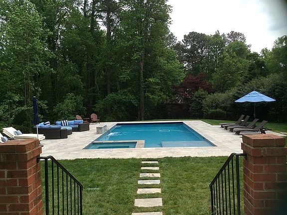 4th image of 8104 Spencely Pl