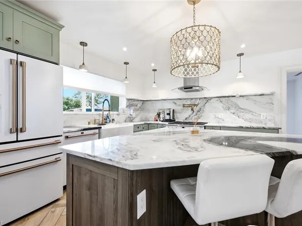 3512 Okeechobee St, Naples, FL 34112