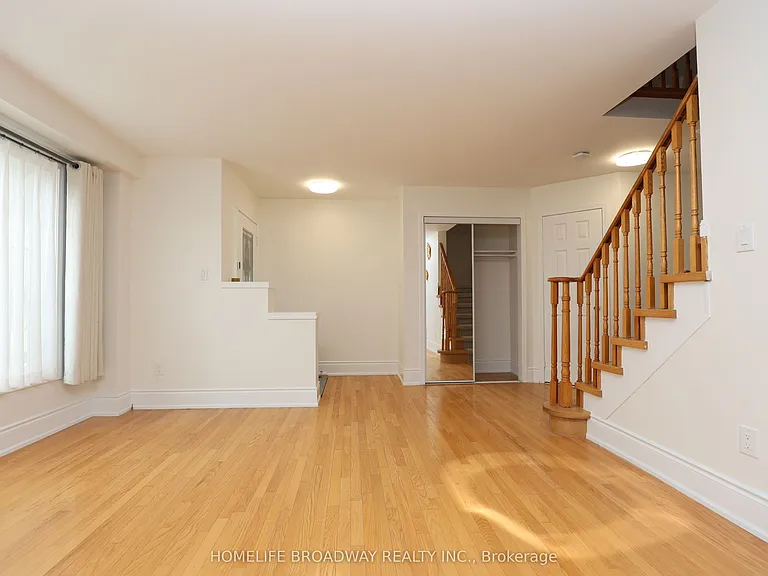 775 Bur Oak Ave — Photo 6