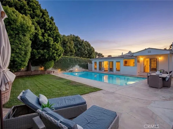424 S Meadows Ave, Manhattan Beach, CA 90266