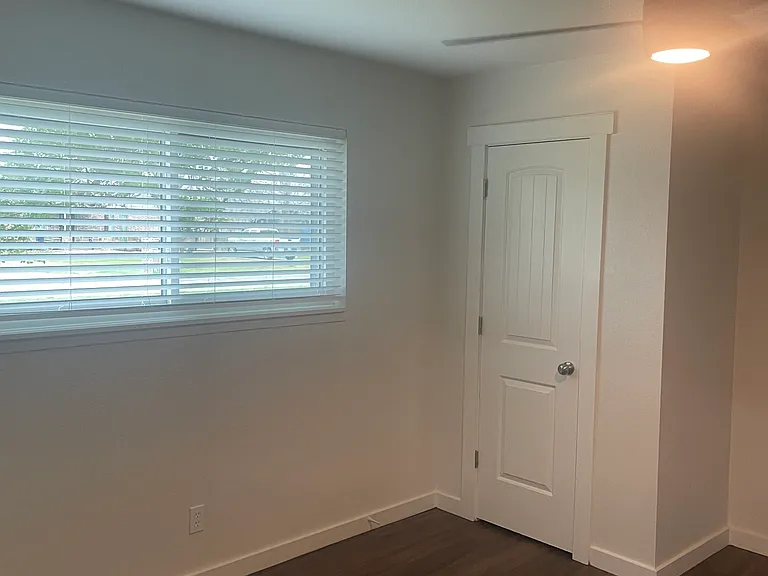 201 San Saba St — Photo 20