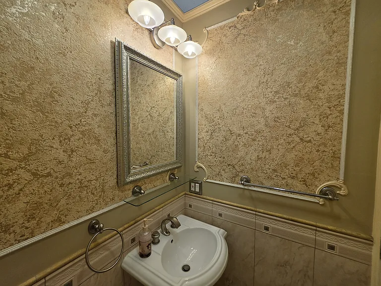 6641 Agnes Ave #GH — Photo 21