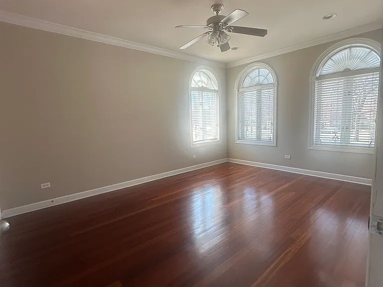 4043 S Drexel Blvd #104 — Photo 15