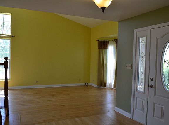 3rd image of 245 Concord Ave