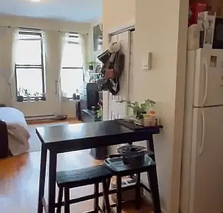 4th image of 839 Halsey St APT 2b