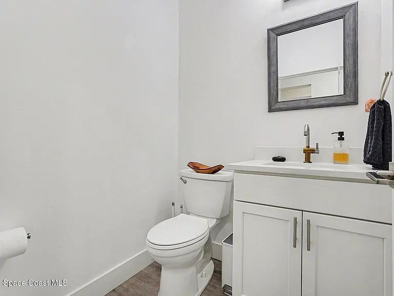 1444 Seeley Cir NW — Photo 23