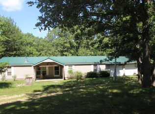 24608 Brookside Rd, Hermitage, MO 65668