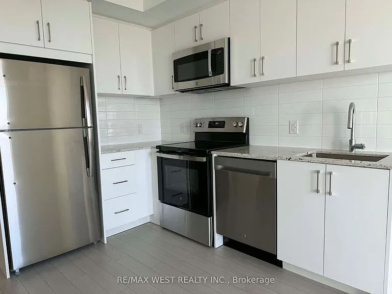 4010 Eglinton Ave W #1309 — Photo 8