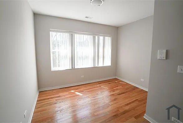 1 bed, 800 sqft, $1,195 — Photo 4